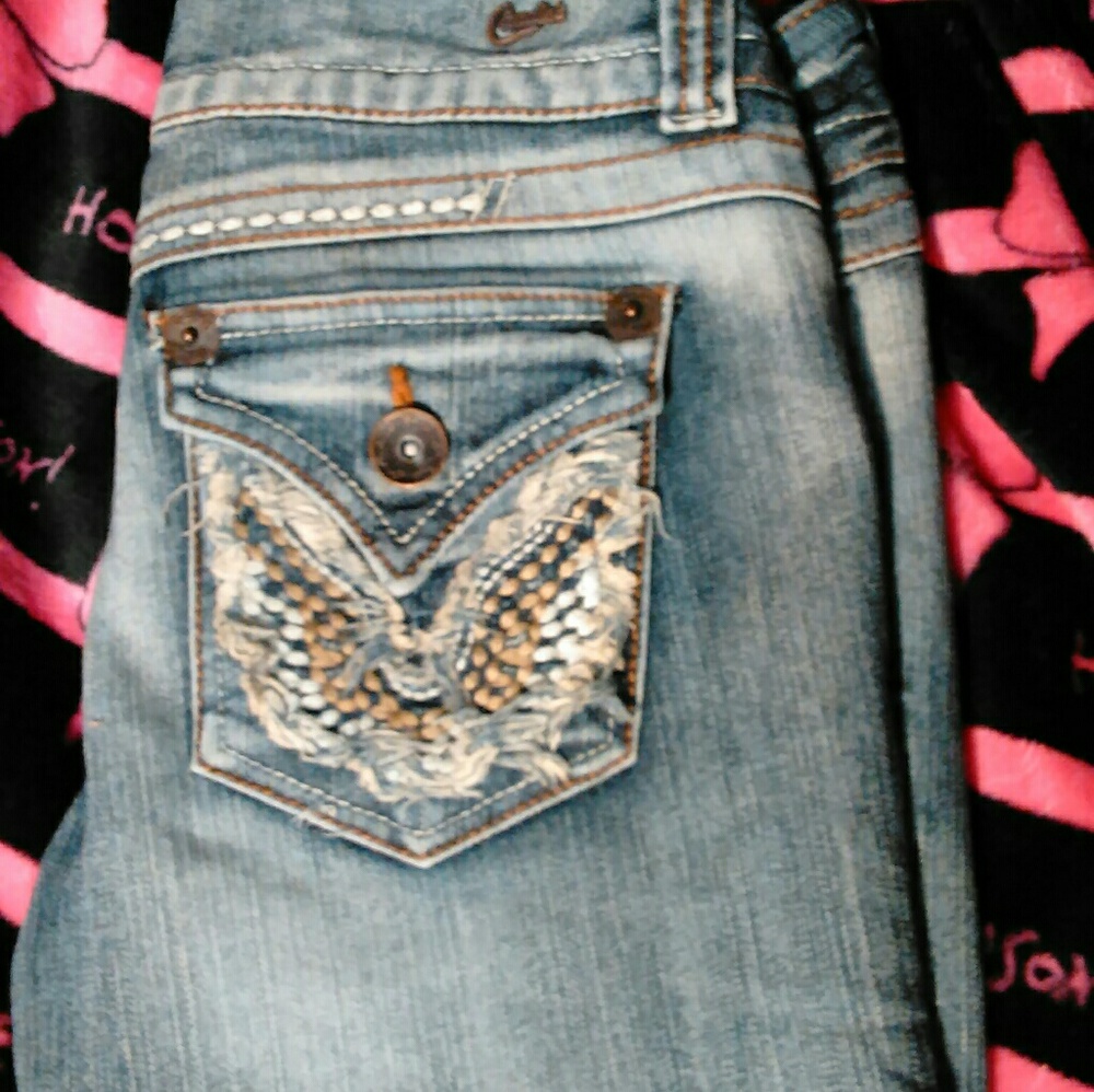 Capris - Picture 4 of 4